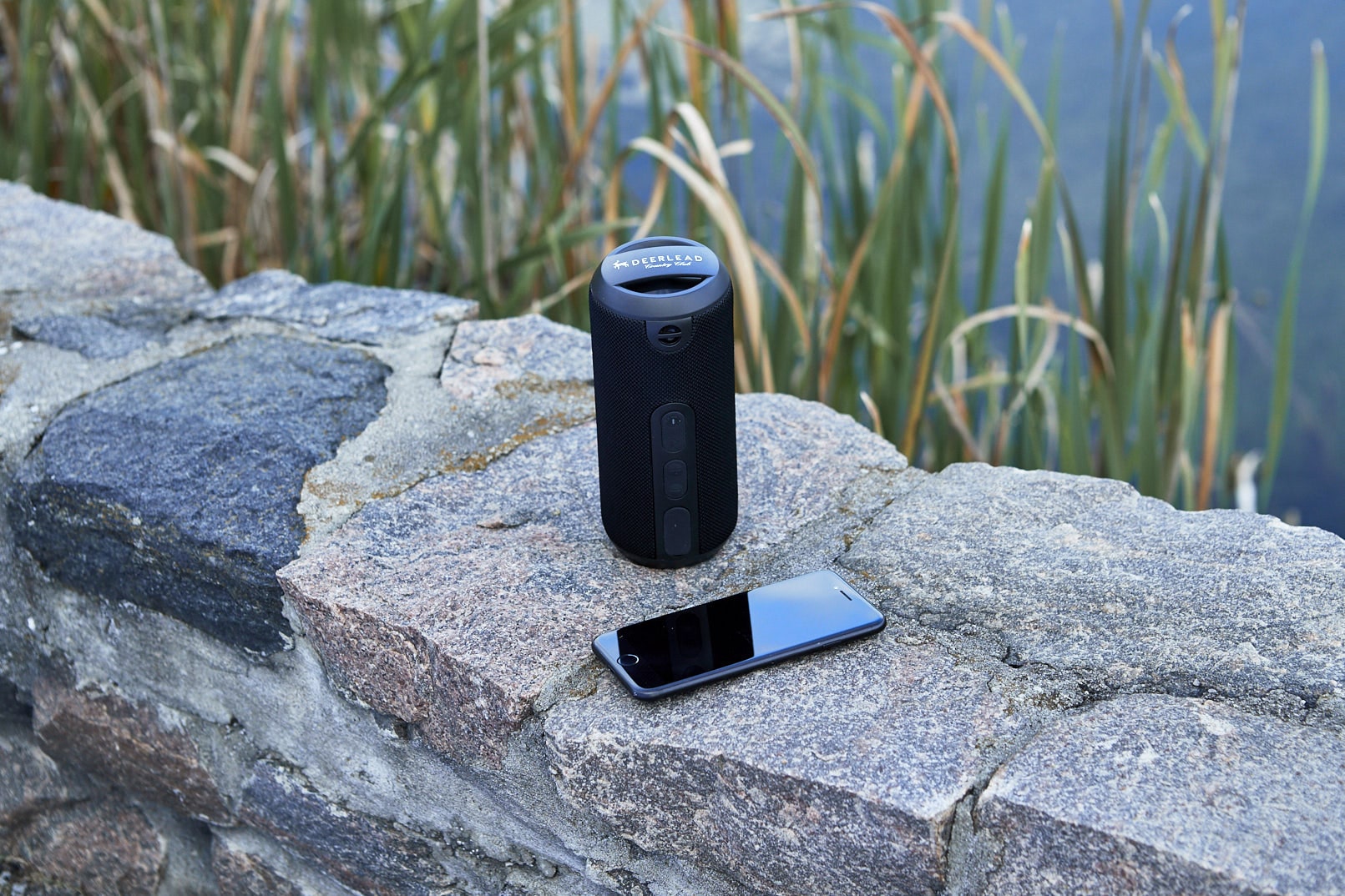 Rugged Fabric Outdoor Waterproof Bluetooth Speaker – Leeds