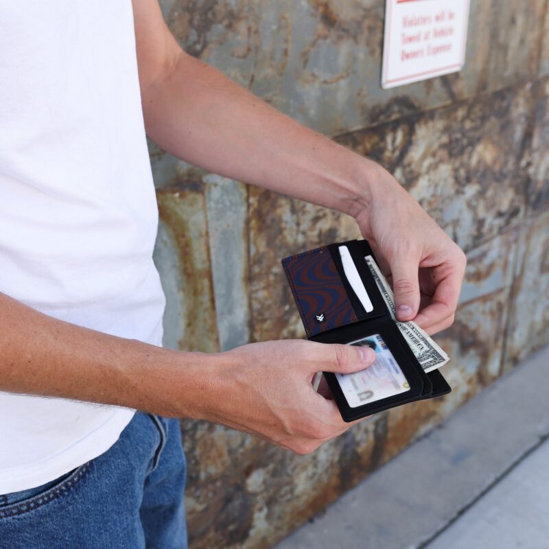 Thread Wallets Vegan Leather Bifold - 4